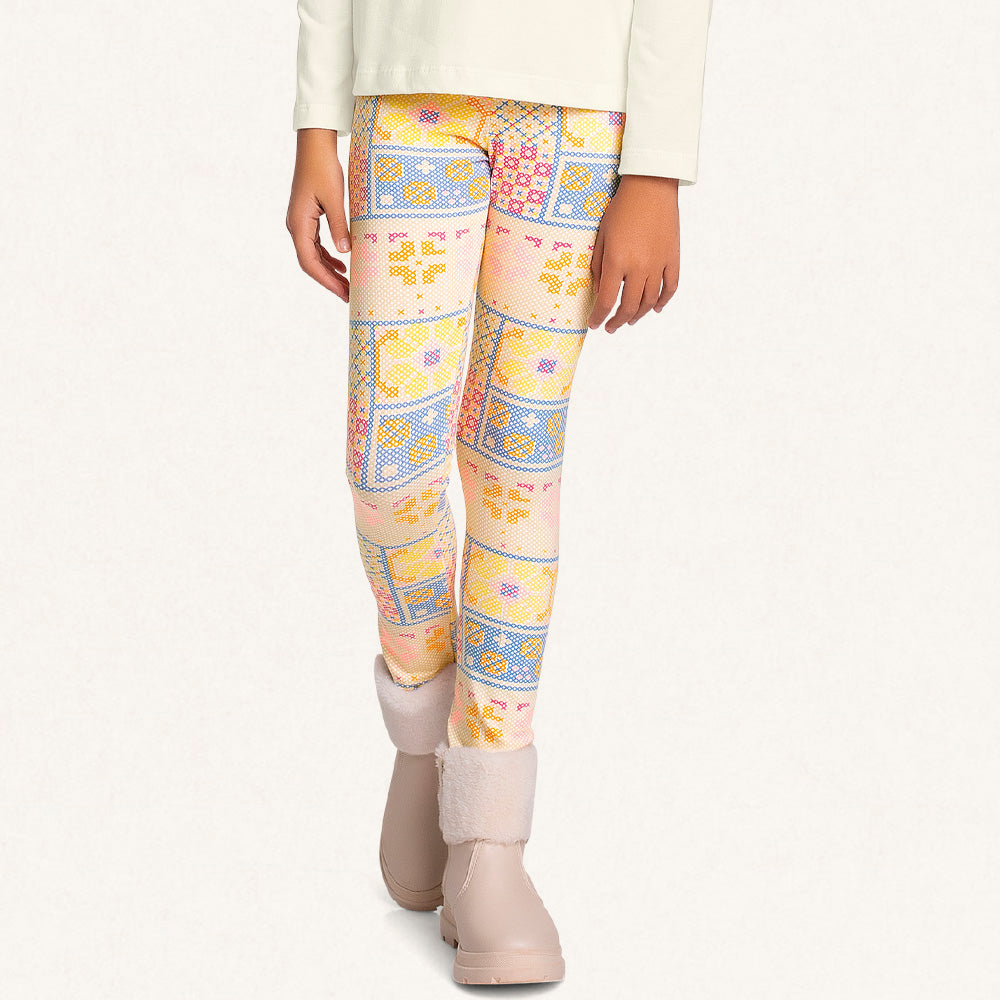 Conjunto Camiseta Manga Longa e Legging You Got This Marfim Fakini – Feminino