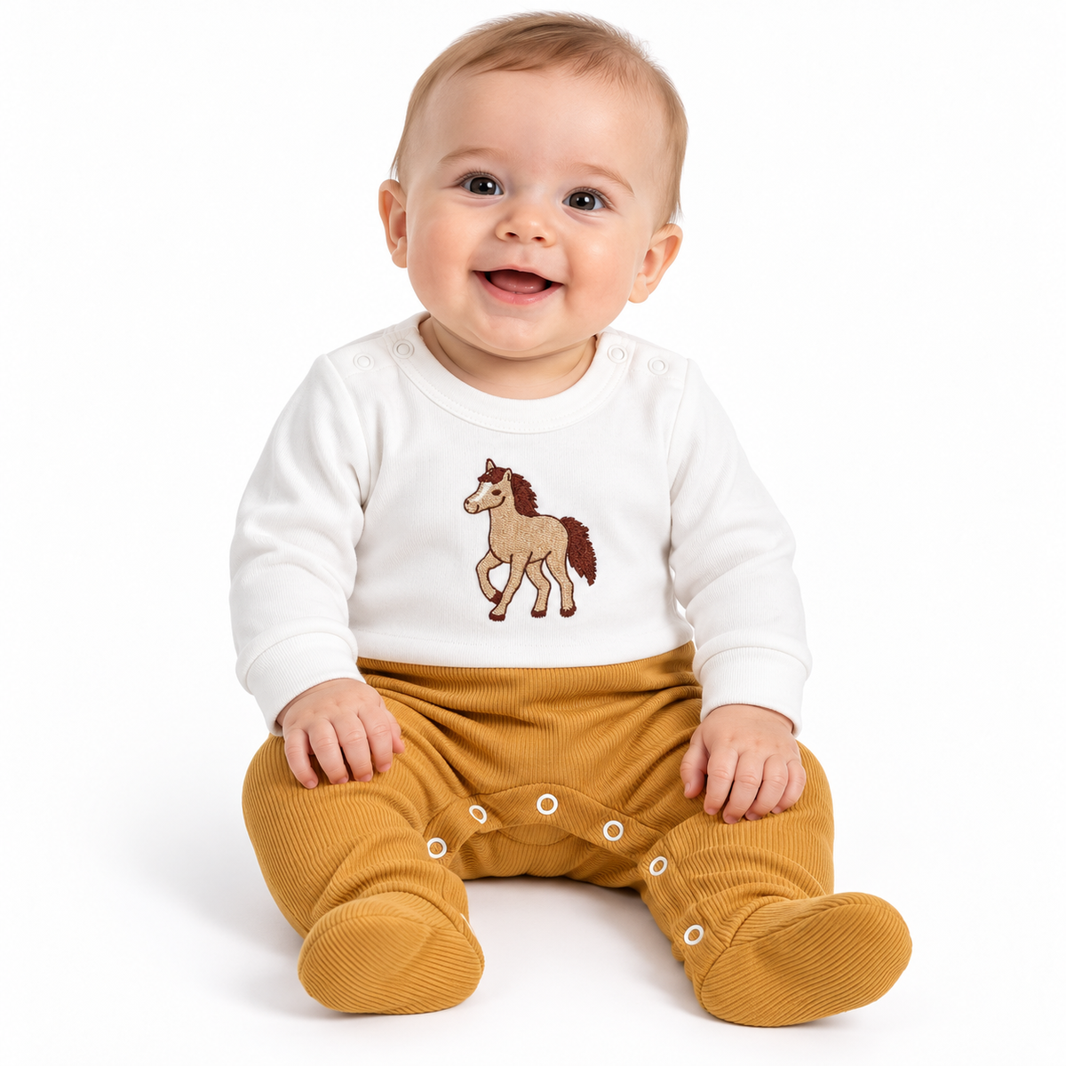 Macacão Manga Longa Sobreposto Suedine e Tricot Menino Mini & Co - Cavalinho Caramelo