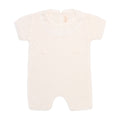 Macacão Manga Curta Gola Babado Off White Feminino - Mini & Co