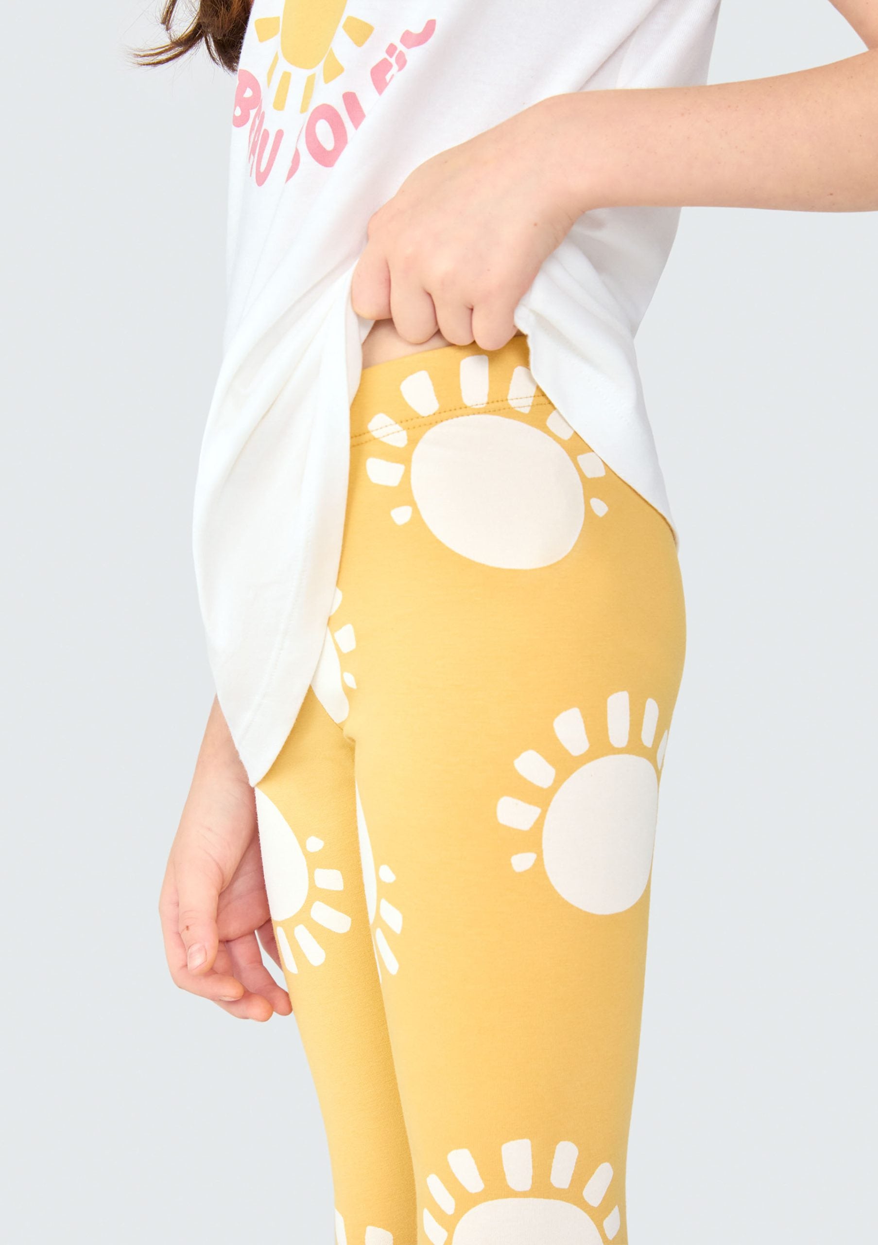 Conjunto Camiseta Manga Curta e Legging Corsário Bonjour Hering - Feminino